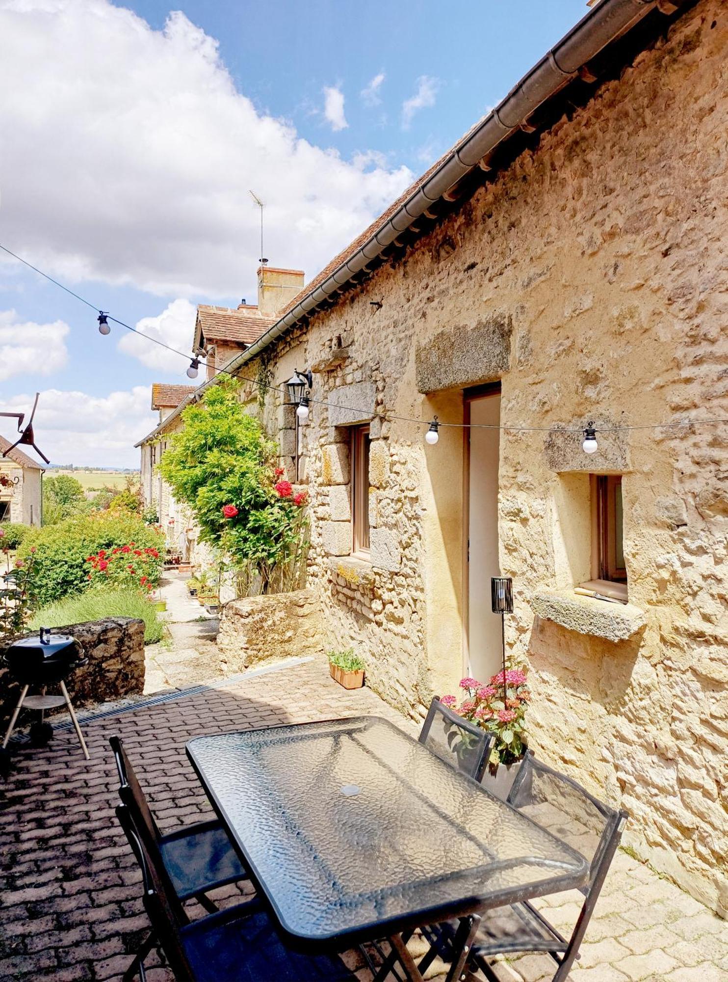 La Garenciere - Les Hirondelles Villa Champfleur  ภายนอก รูปภาพ